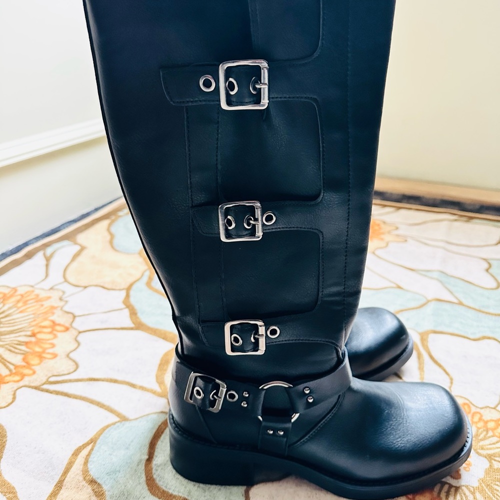 STEVE MADDEN NYC MOTO BOOTS MID SHAFT BRAND NEW